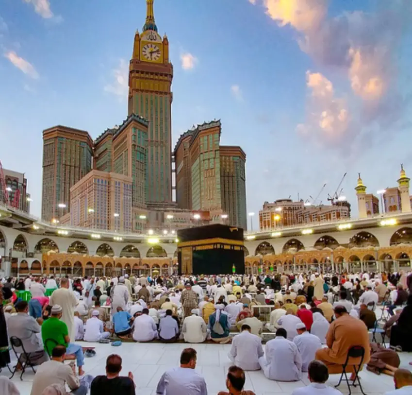 21 Days Umrah Package – Fundaq Haris & Shaza Aman